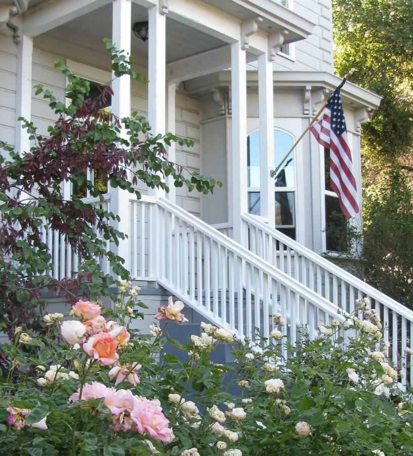 Yosemite Rose Bed And Breakfast Groveland Exterior foto