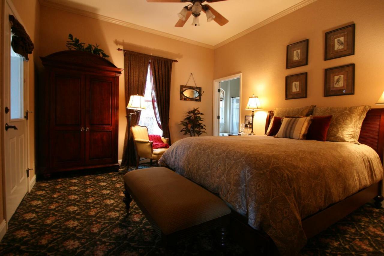 Yosemite Rose Bed And Breakfast Groveland Exterior foto